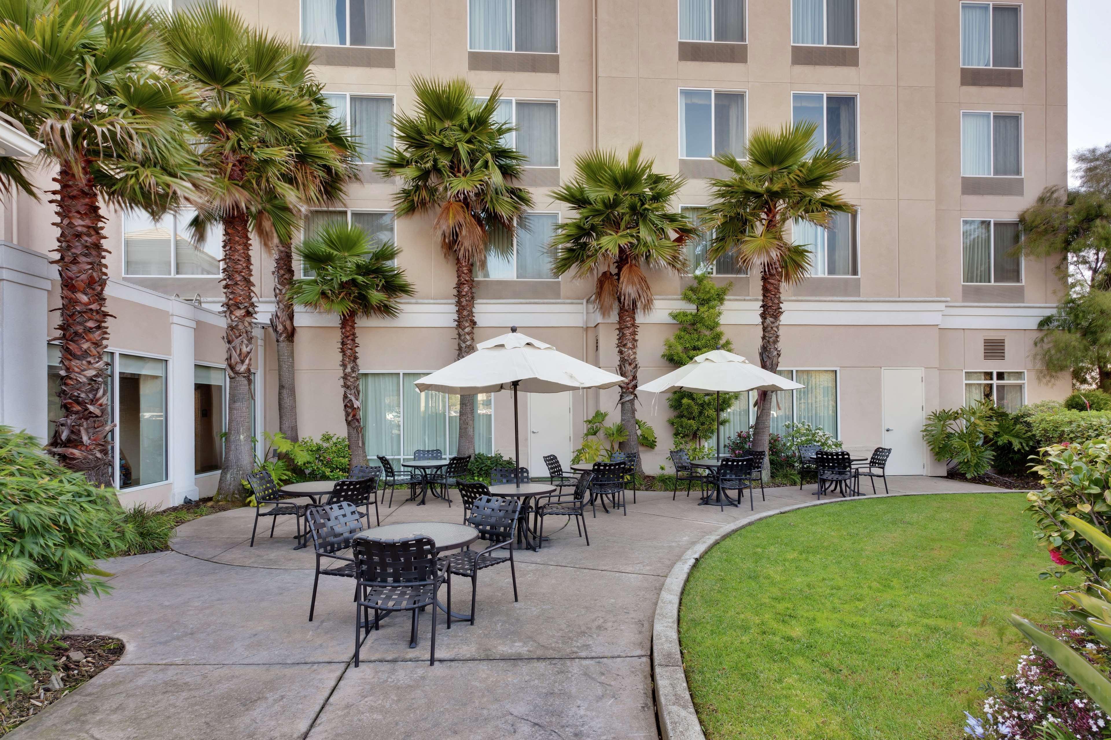 Hilton Garden Inn San Francisco Airport North Саут Сан Франциско Екстериор снимка